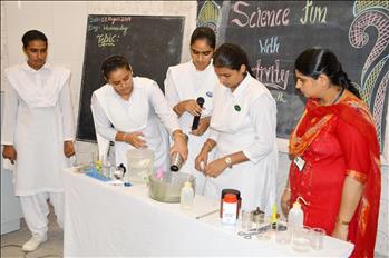 item_0_Activity-Science_is_Fun__(49)_resize.JPG