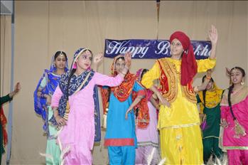 item_0_Celebration-Baisakhi_(100)_resize_resize.JPG