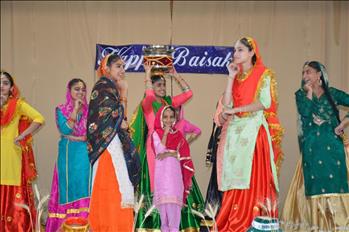 item_0_Celebration-Baisakhi_(136)_resize_resize.JPG