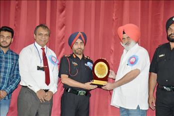 item_0_Investiture_Ceremony_(2019-20)_(88)_resize_resize.JPG
